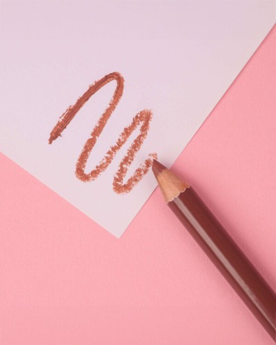 Lip pencil Light brown 04