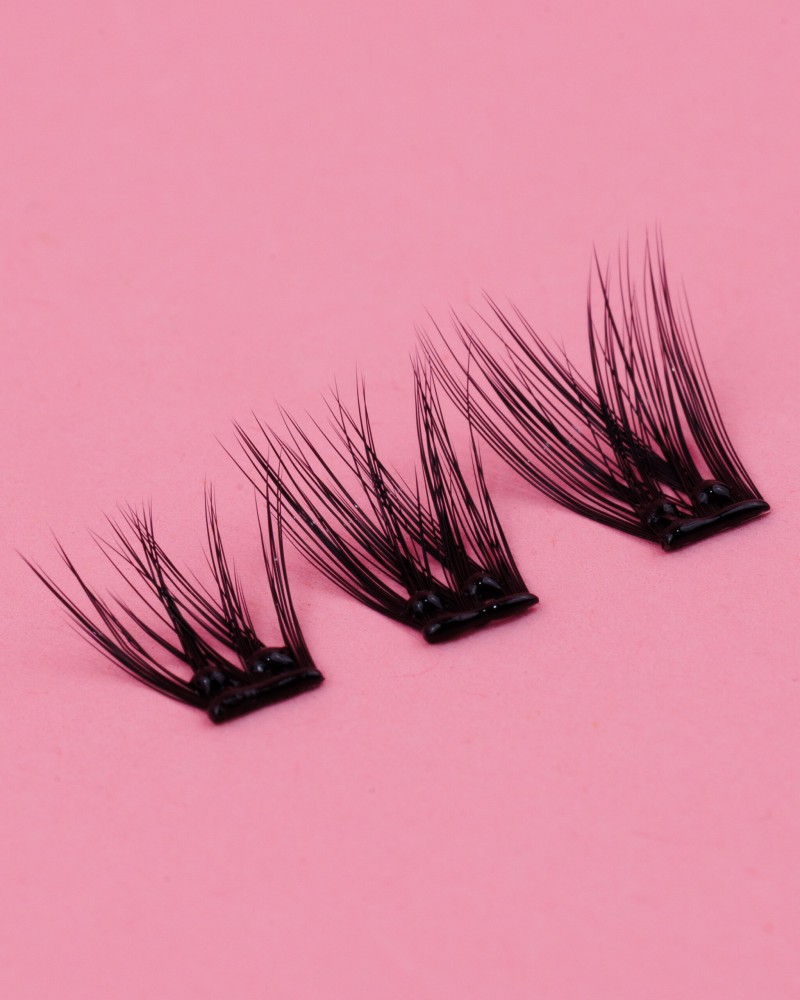 Press-on Lashes – “Gorgeous”