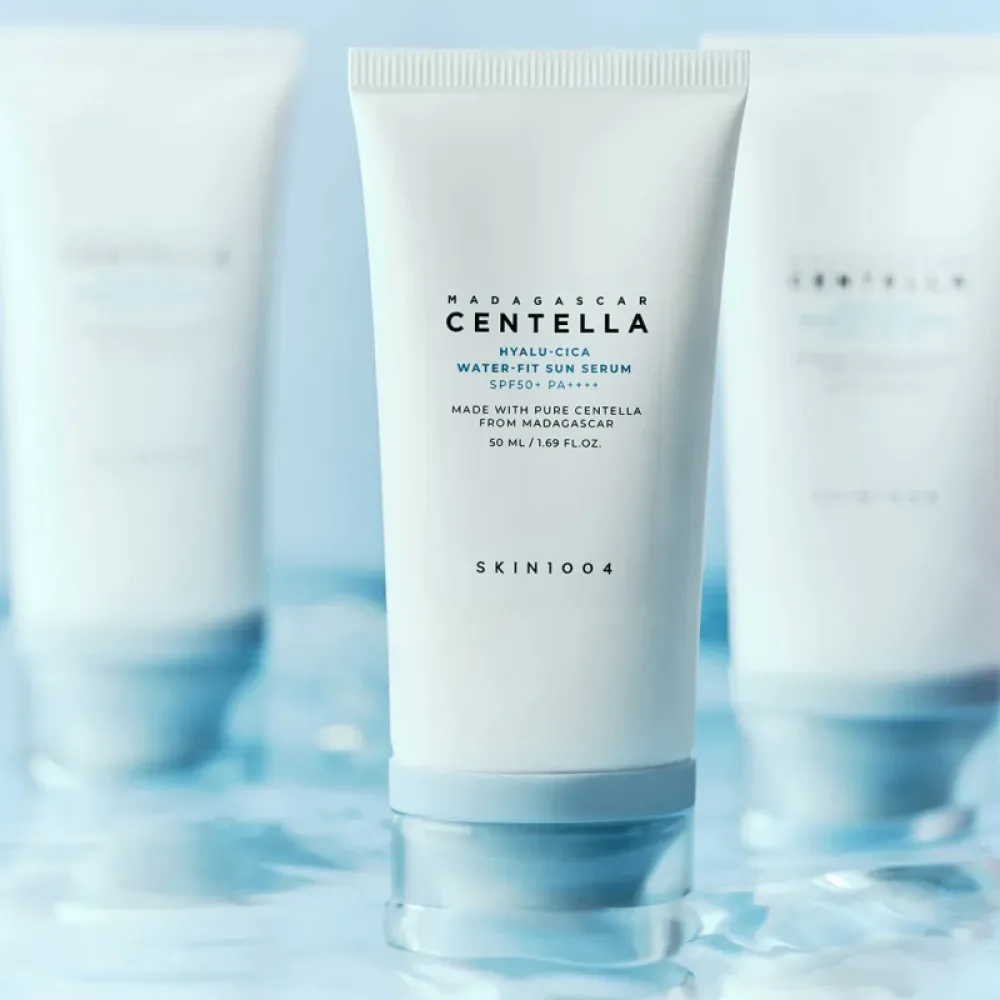 Skin1004 Madagascar Centella Hyalu-Cica Water-Fit Sun Serum SPF50+ PA++++ – Αντιηλιακό με υαλουρονικό κ σεντελα ασιάτικα